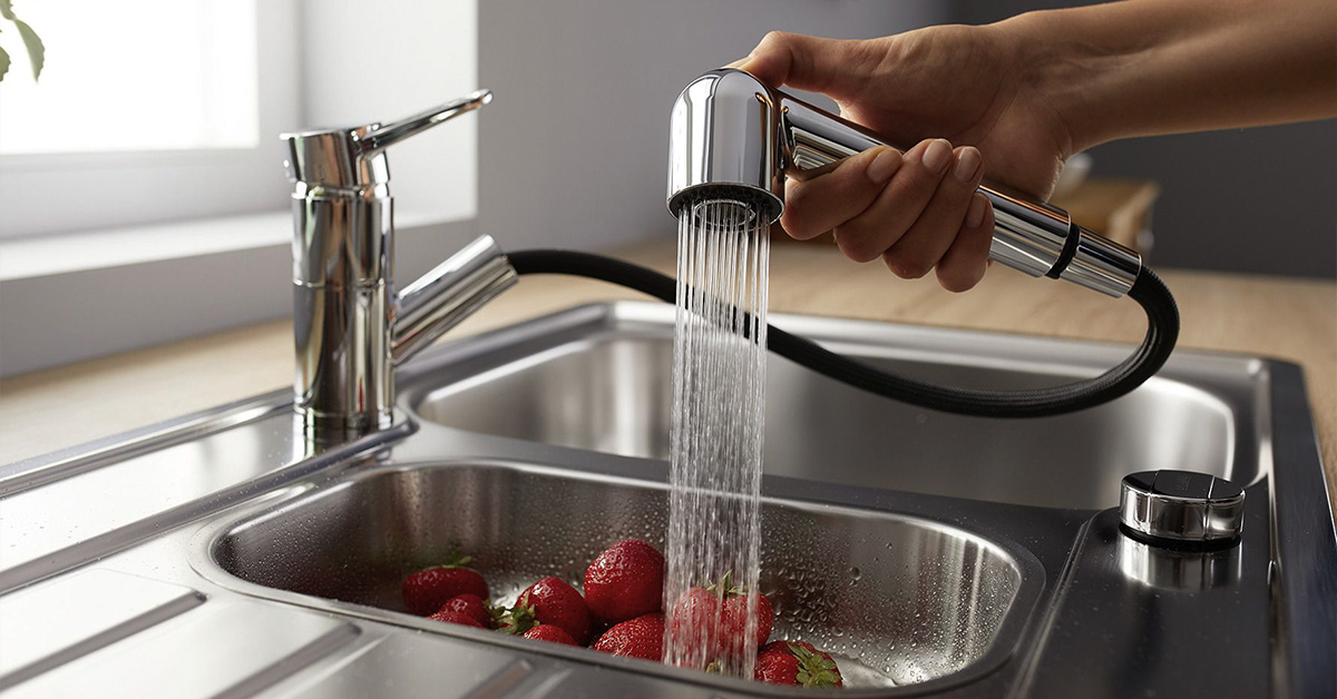 Čo robiť, keď kuchynská batéria strieka?